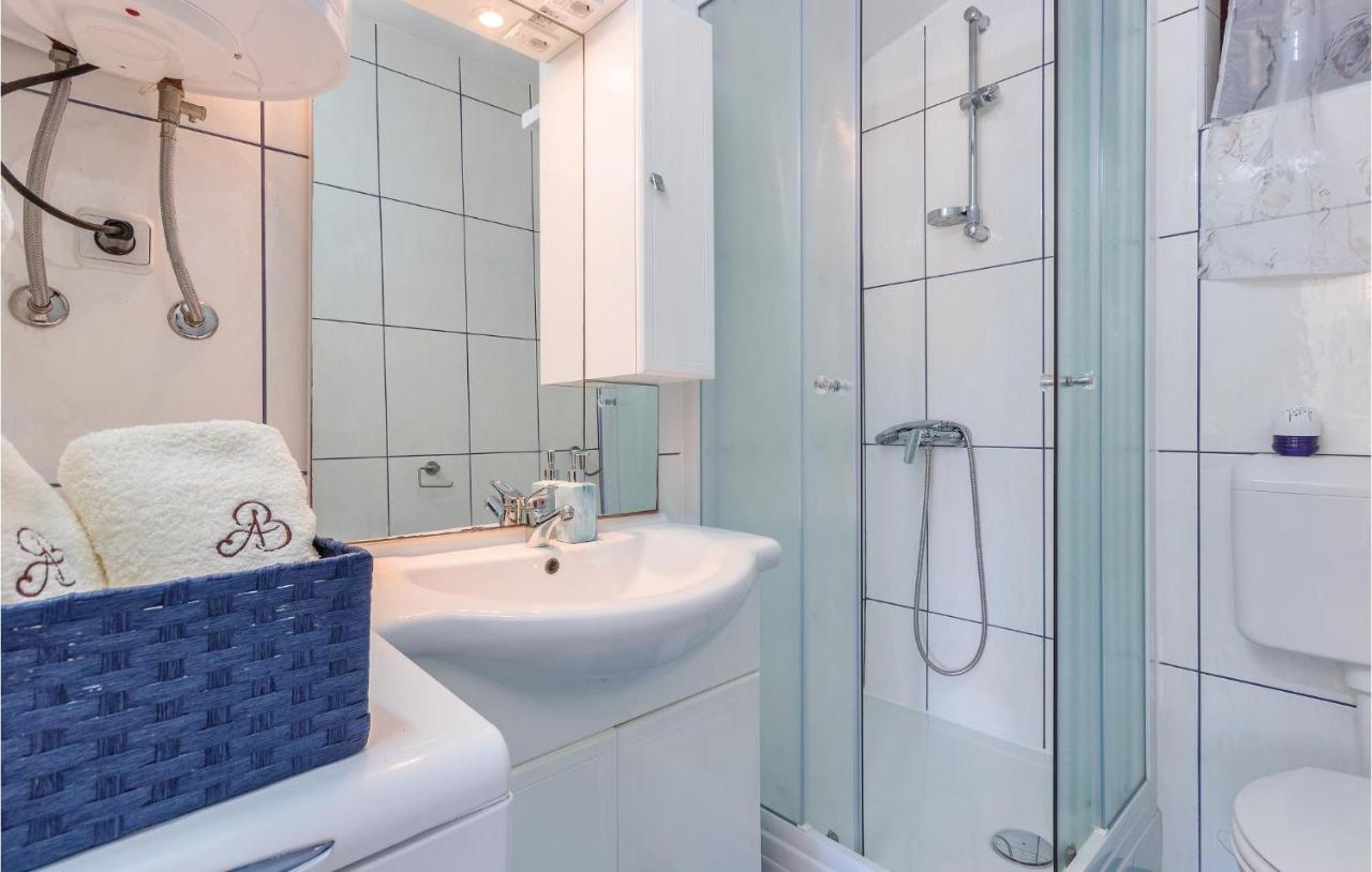 Amazing Apartment In Medulin With Wifi Extérieur photo